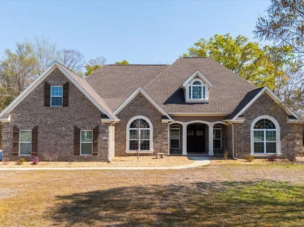 4046 Coosa Dr, Bonaire, GA 31005