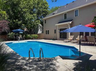 413 Terri Ct, Lawrence, KS 66049