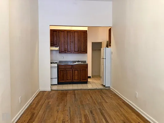 Rented by Living New York | media 11