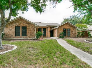 229 Simmons Dr, Coppell, TX 75019