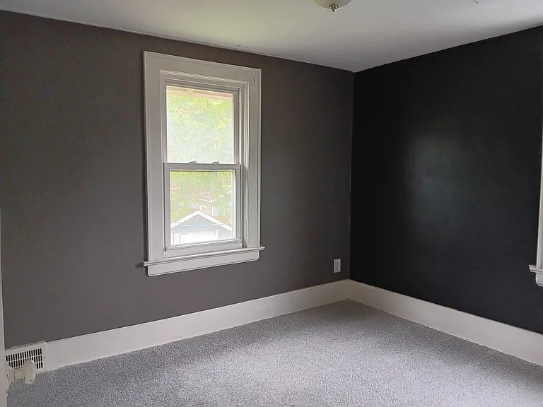 513 Storer Ave — Photo 16