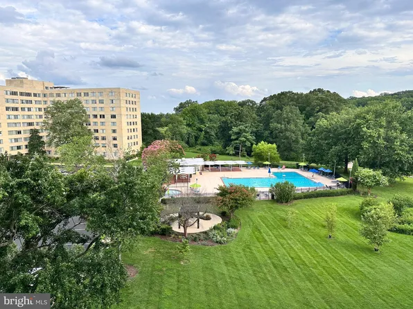 6641 Wakefield Dr APT 616, Alexandria, VA 22307