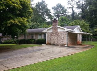 1490 High Meadow Dr, Stone Mountain, GA 30083
