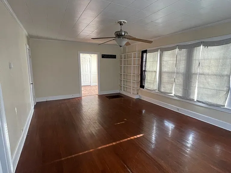 1111 W California Ave — Photo 7