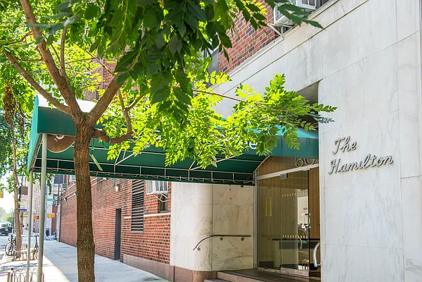 Sold by Compass | media 8