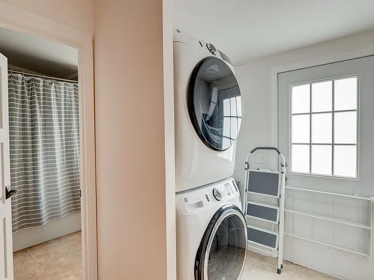 1286 Rainier Ln — Photo 19