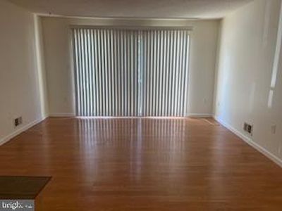 20 Holly Ct, Hamilton, NJ, 08619