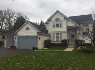 342 Garrison Cir, Barrington, IL 60010