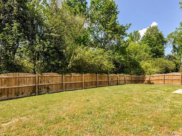 804 Red Oak Tree Dr — Photo 20