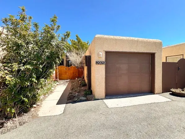 2929 Plaza Azul, Santa Fe, NM 87507