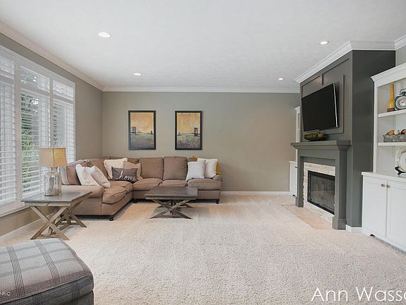 5th image of 73 Riverchase Dr NE