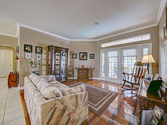 4th image of 14836 Bonnybridge Dr