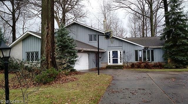 1st image of 31645 Newbury Dr