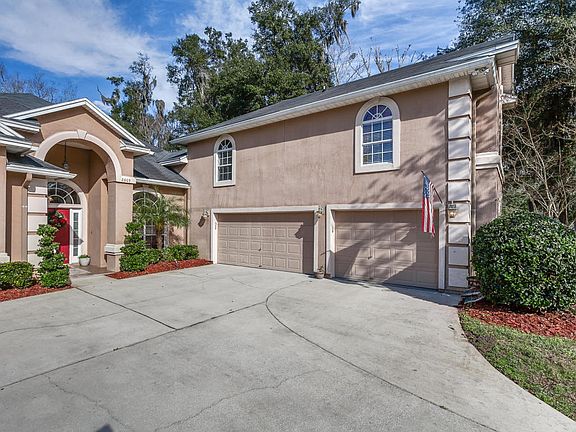 3rd image of 2605 Dalmation Ln E