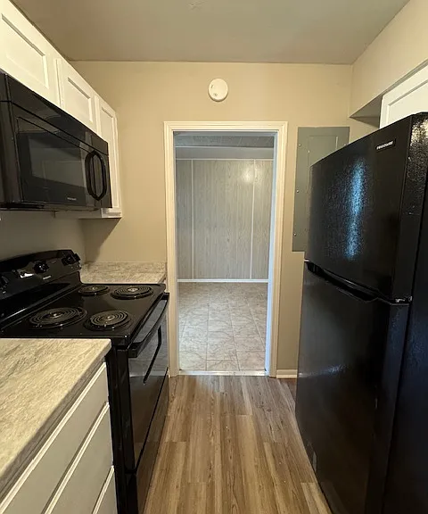 2269 Robin Lyn Ct — Photo 8