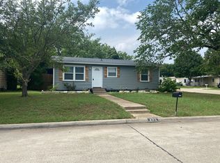 425 Wanda Way, Hurst, TX 76053