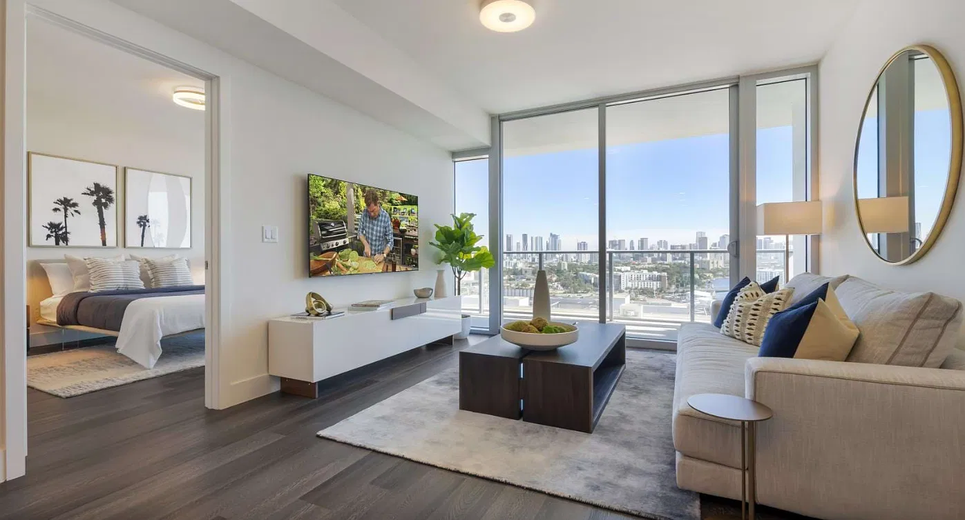 3 bed, 2126 sqft, $8,340 — Photo 1