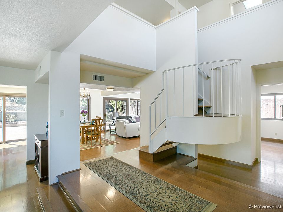 1st image of 8015 Hillandale Dr