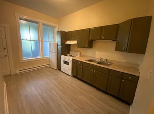 65 Remsen St APT 3B, Cohoes, NY 12047