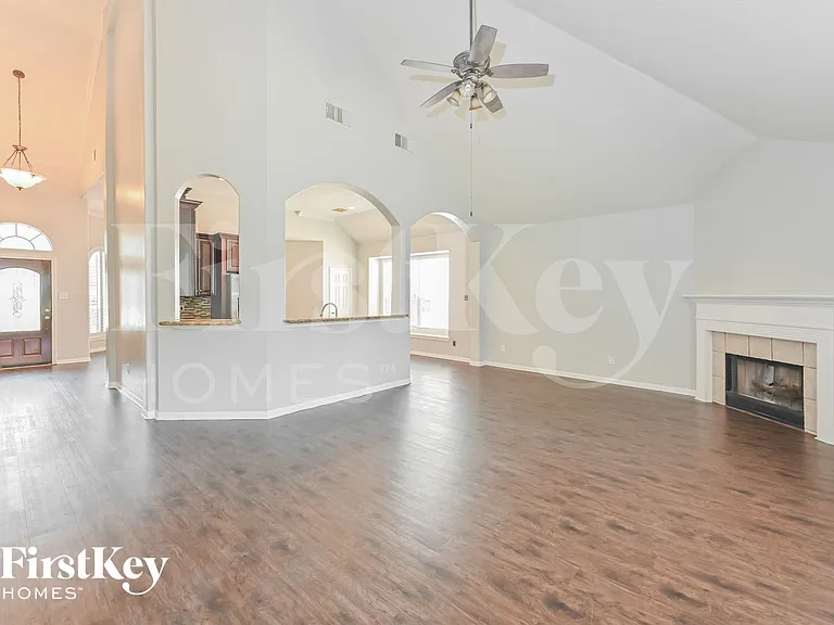 20314 Umber Oak Ct — Photo 3