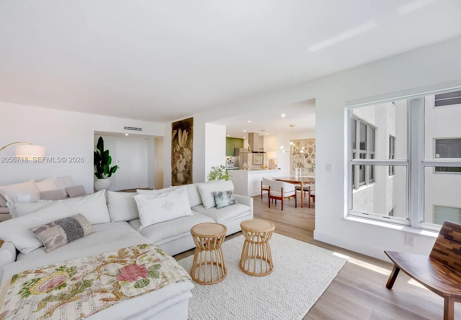 Blair House Condo - West — Photo 1