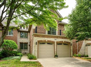 169 Annalisa Ct, Bloomingdale, IL 60108