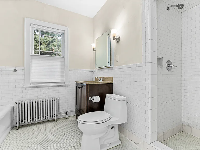 2450 Blaisdell Ave S #2 — Photo 13