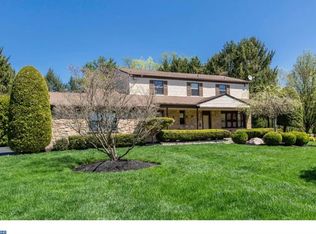 1304 Barton Dr, Fort Washington, PA 19034