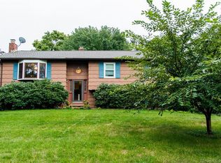 51 Eastgate Dr, Cheshire, CT 06410