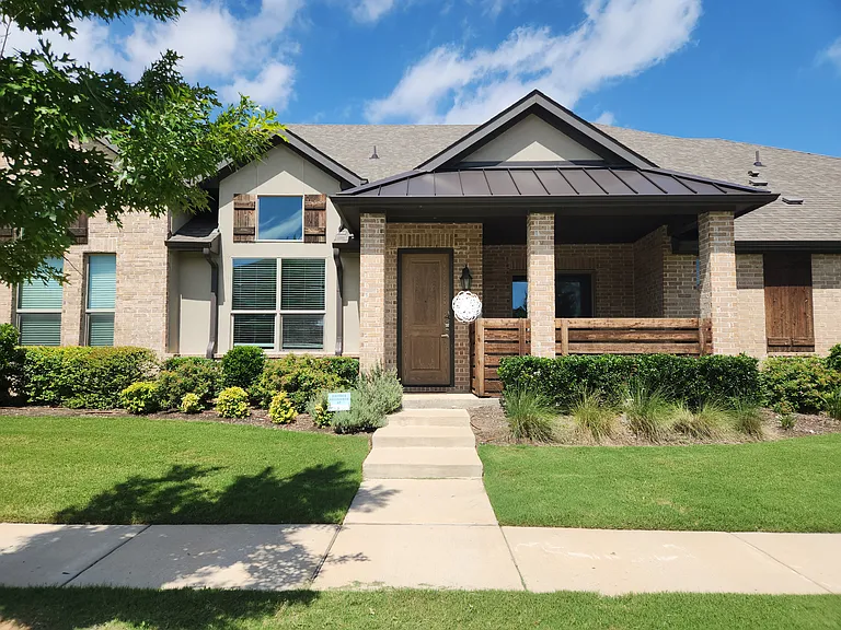 2614 Dewberry Ln — Photo 7