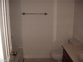 3rd image of 373 E East Montcastle Dr