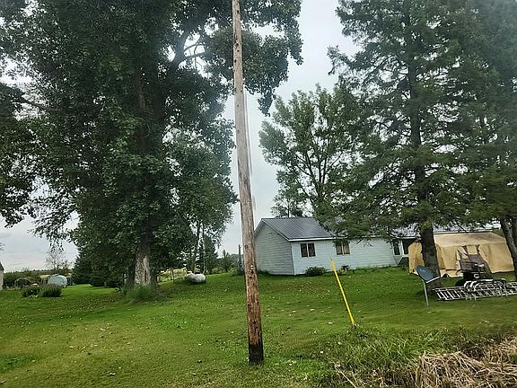 3rd image of 2601 School Rd