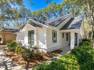 8821 Saint Andrews Dr, Miramar Beach, FL 32550