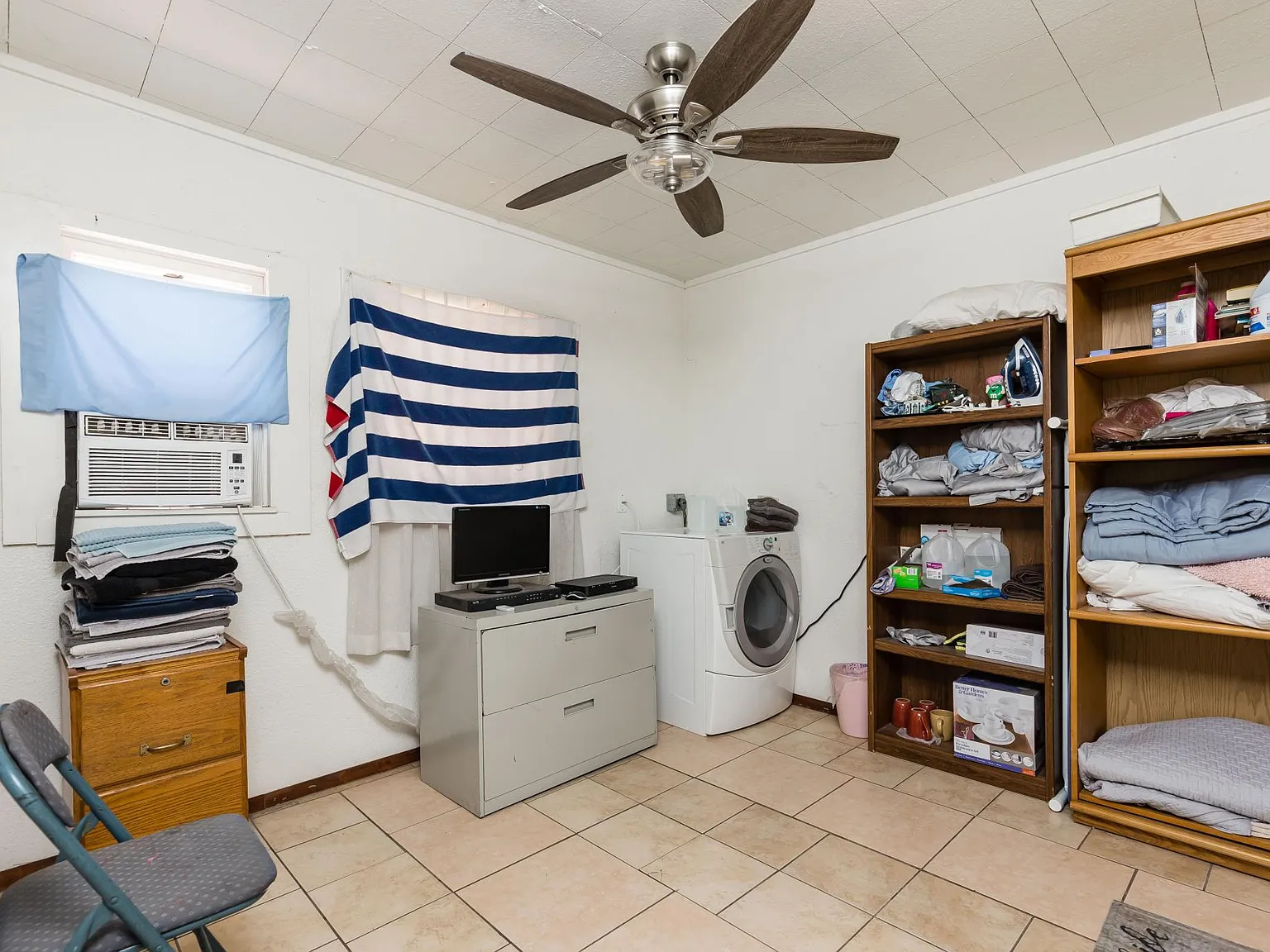 3 bed, 1334 sqft, $1,300 — Photo 4