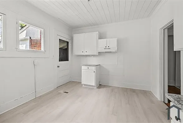 4 bed, $1,345 — Photo 4