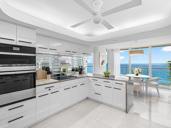 4th image of 3505 S Ocean Blvd APT 12