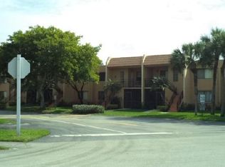 390 Racquet Club Rd APT 203, Fort Lauderdale, FL 33326