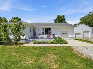262 W 4th St, Frazeysburg, OH 43822