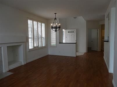 5th image of 421 Sanibelle Cir Unit 109