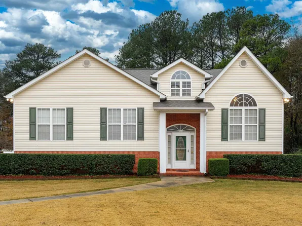 6214 Sunset Dr, Sylvan Springs, AL 35118