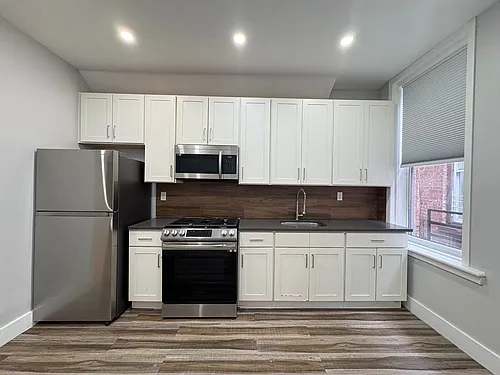 168 Ocean Ave #8 Photo 1