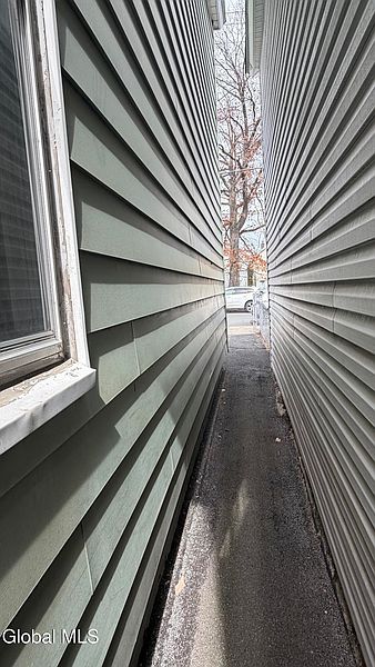 5th image of 208 14th Street