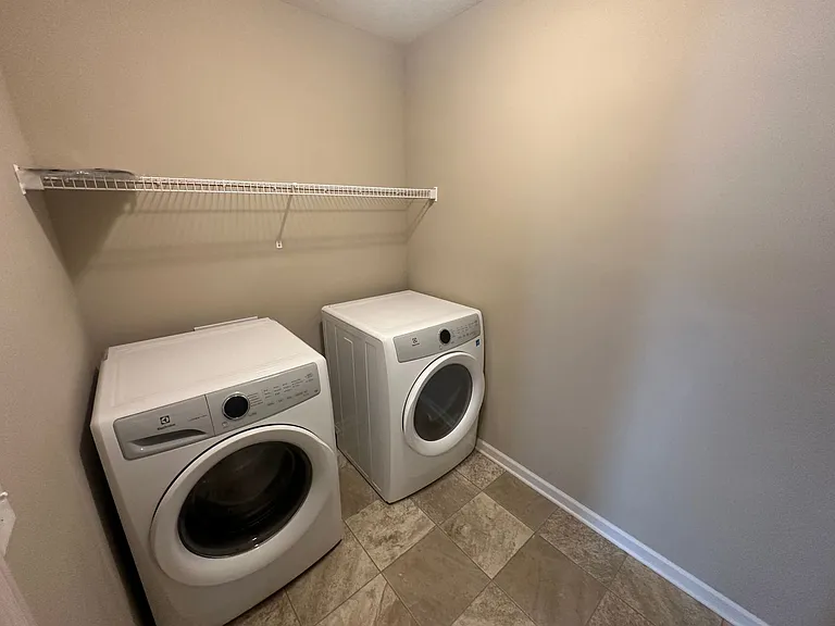 15134 Edgewood Ave — Photo 25