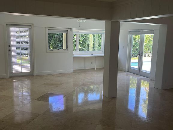 3rd image of 285 Flamingo Dr