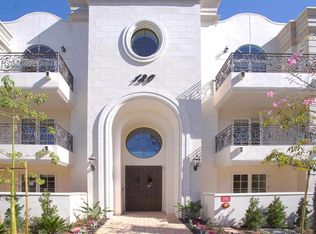 120 Granville Ave #LL6, Los Angeles, CA 90049