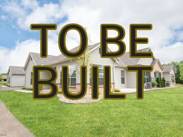 9264 Sharrott Rd #1703, Poland, OH 44514