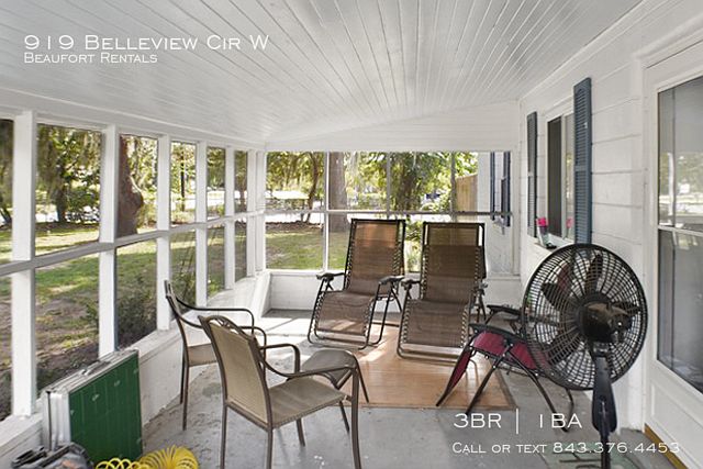 2nd image of 919 Belleview Cir W