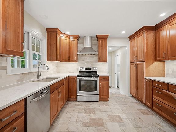 4th image of 20 Shirley St