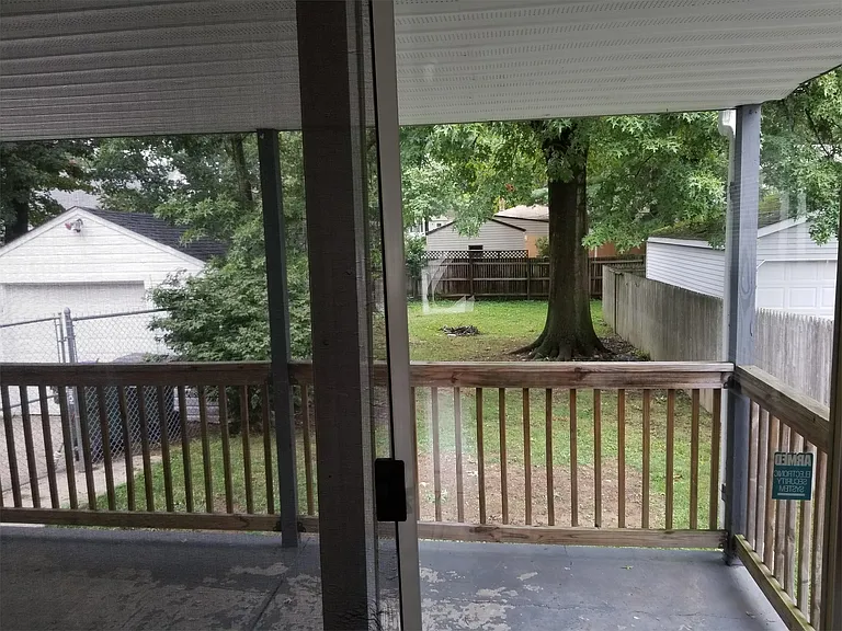 249 Birchwood — Photo 4