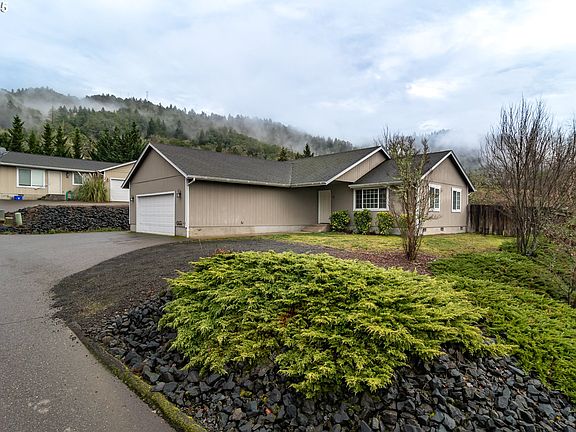 2nd image of 143 Barron Ct